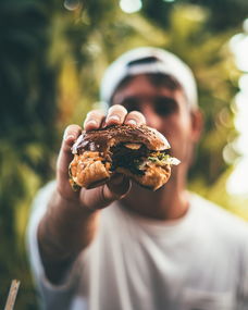 活力满格的男人餐桌，打造你的健康食谱大变身！