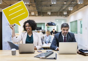 如何用英文表达成为头条新闻，探索英语表达的艺术