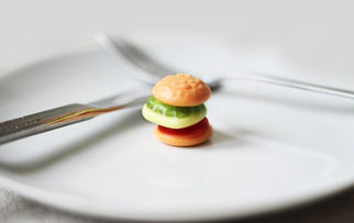 味蕾上的旅行，旅游美食说说文案图片的艺术