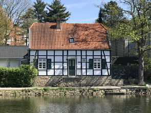 杭州旅游住宿指南，精选住宿地，体验西湖美景与江南韵味